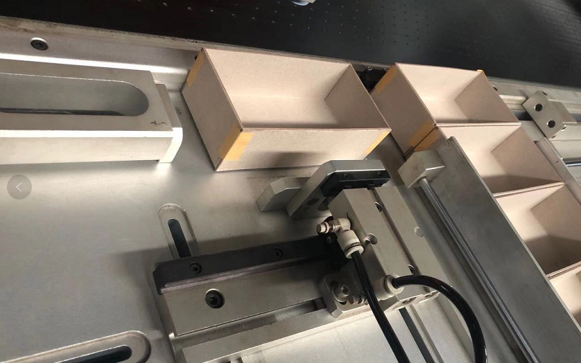 Posizionamento della scatola Machine